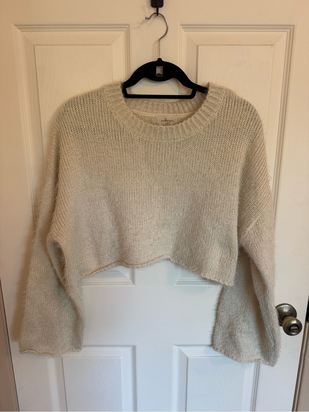 Women’s Cropped Cream Sweater - Size S/M